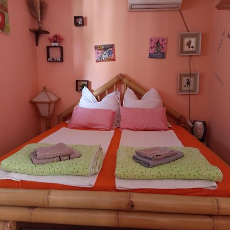 Kucica Za Odmor Lena I Matija Apartamento Sremski Karlovci Exterior foto