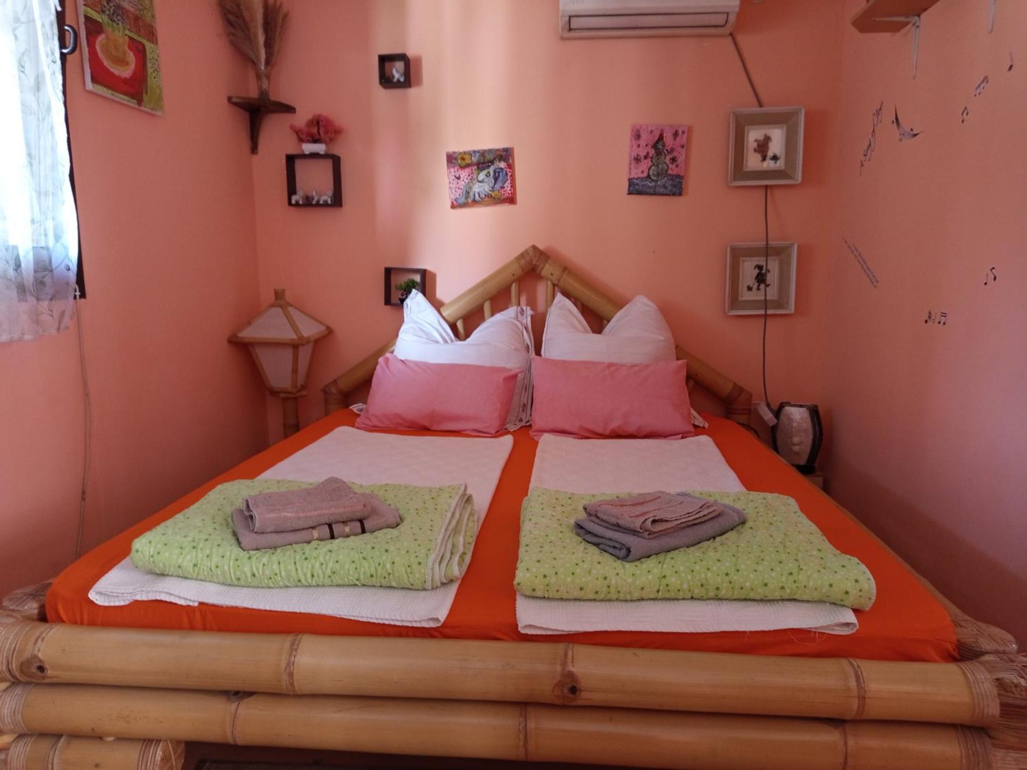 Kucica Za Odmor Lena I Matija Apartamento Sremski Karlovci Exterior foto